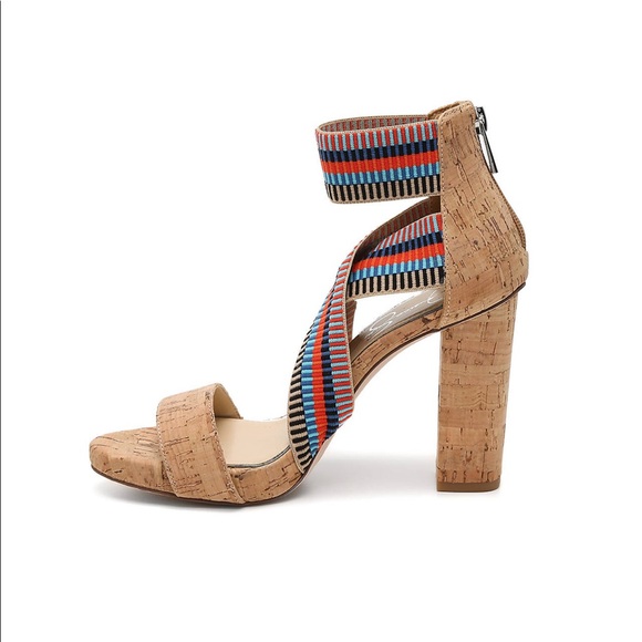 Jessica Simpson 9.5 Pivero Platform Sandal color - Picture 3 of 8